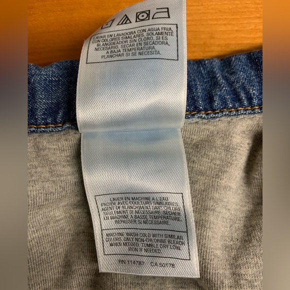 Disney Store Winnie the Pooh button down Blue Jean Jacket Sz 0-3 months - Picture 5 of 6